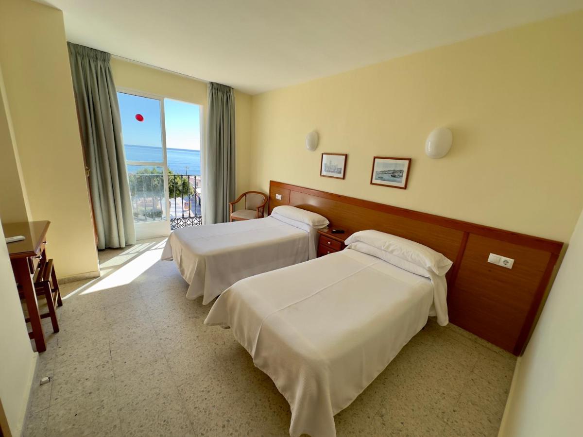 Hotel Cabello Torremolinos Exterior photo