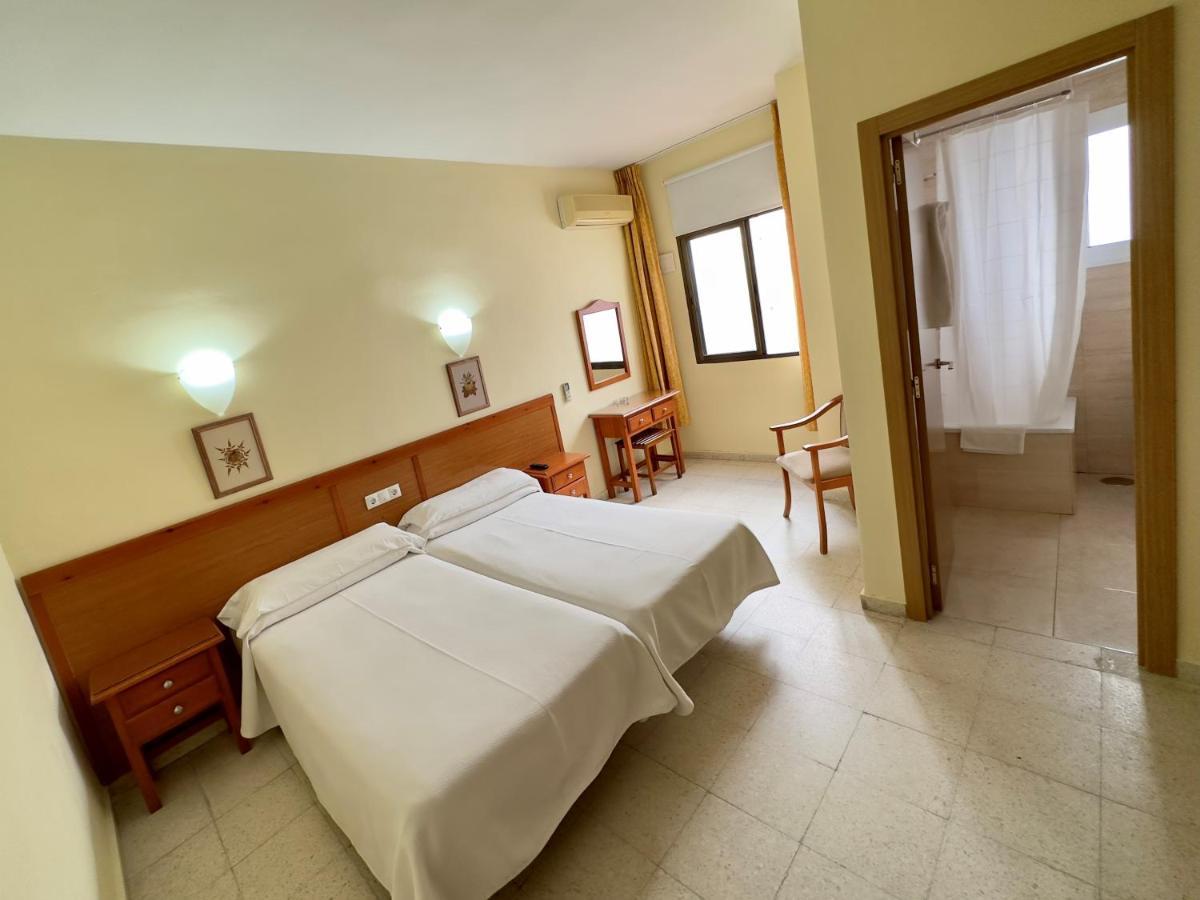 Hotel Cabello Torremolinos Exterior photo