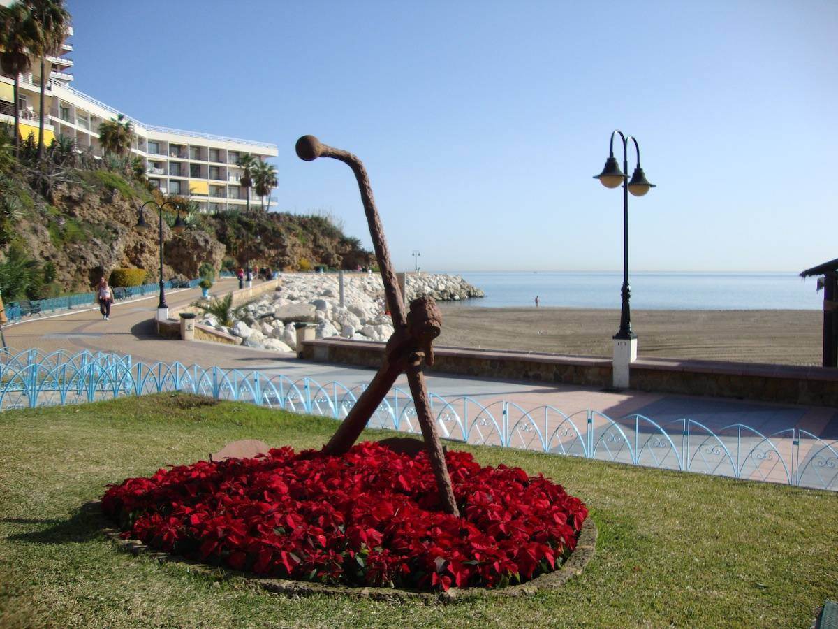 Hotel Cabello Torremolinos Exterior photo