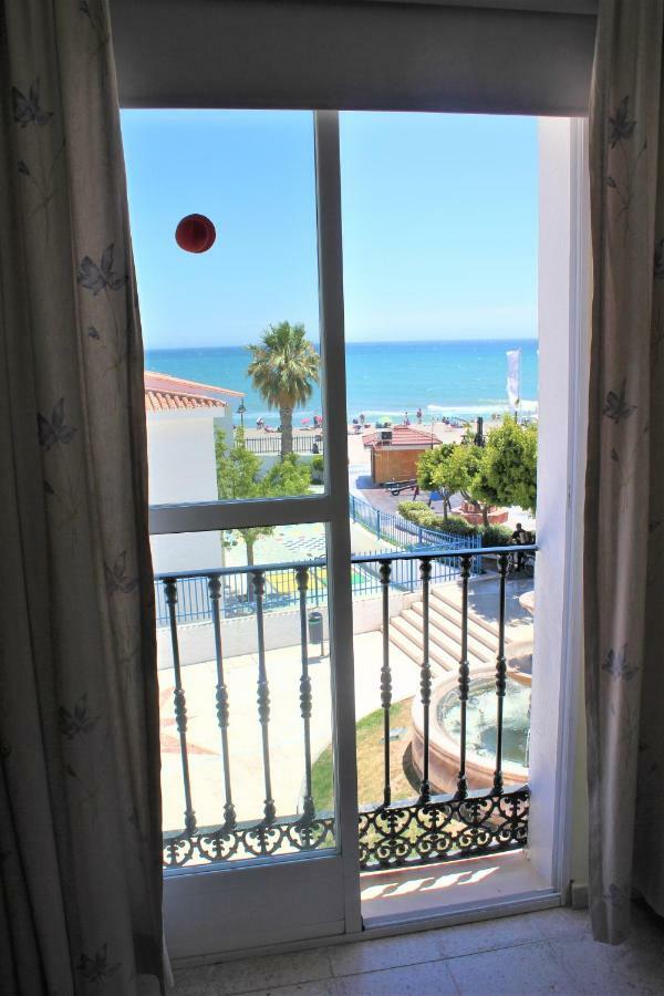 Hotel Cabello Torremolinos Exterior photo